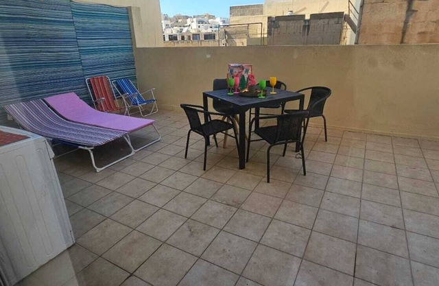 Rooftop Two Bdr Two Bathrooms flat in St Julians