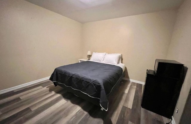 Room 25 - Standard Queen - Sleeps 2 - Harper Motel