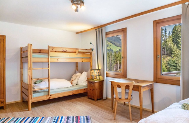 Room '5' with Mountain View, Shared Terrace and Wi-Fi