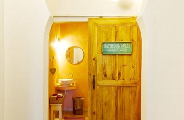 Room 6- Aunt Amália's House