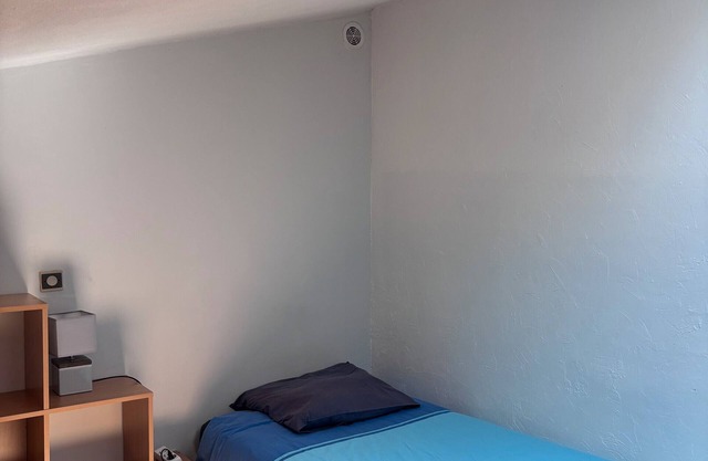 Room 'Gentiane' with Shared Garden and Wi-Fi