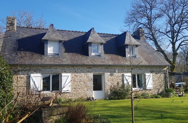 Room in a farmhouse between sea and countryside