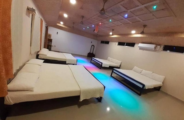 Room in Lodge - Royal Cottage, Anaimalai Room 6