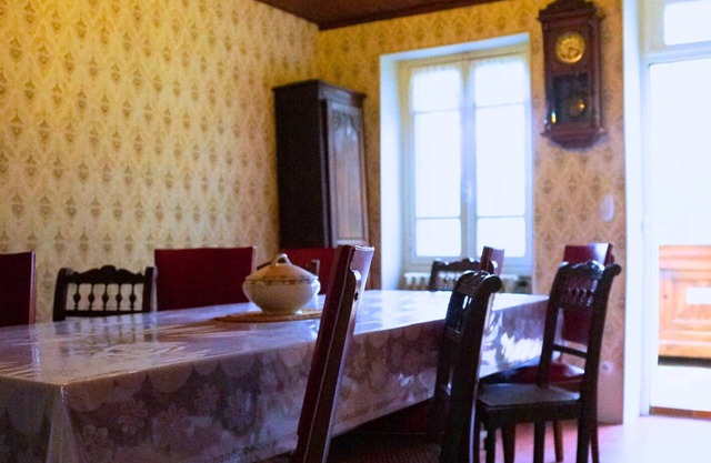 Room rental Bienvenue chez Mémé chambre de Georges