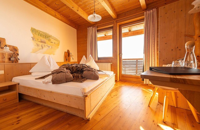 Room 'Rossalm Panoramic Room 3' with Shared Terrace, Shared Garden and Wi-Fi