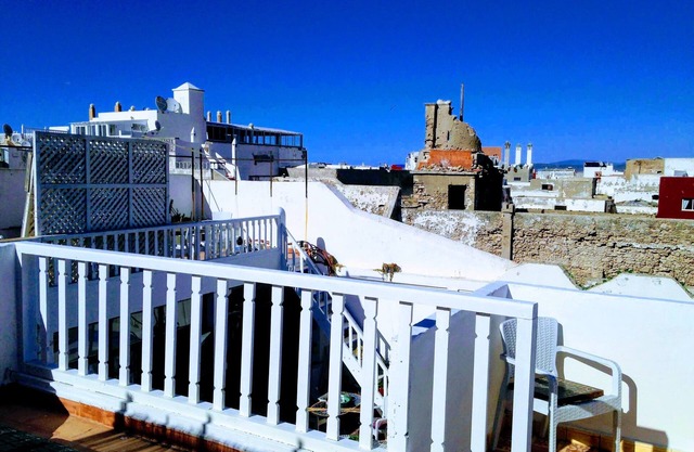 Room with bathroom in riad
