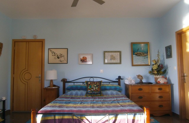 Room with private bathroom to rent