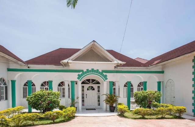 Rooms at Diamond Villa