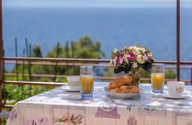 Rooms Sani - Double Room with Terrace and Sea View (S3)