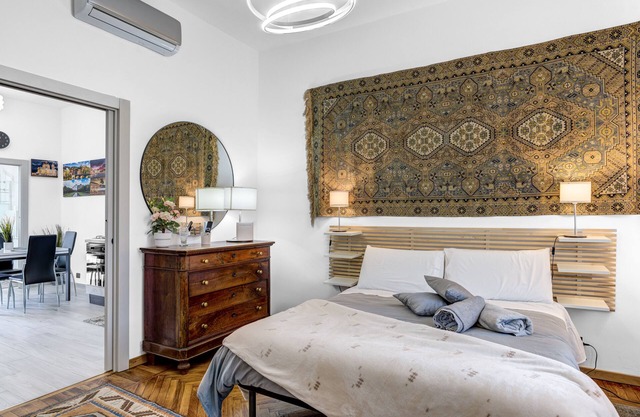 Rose Apartment
