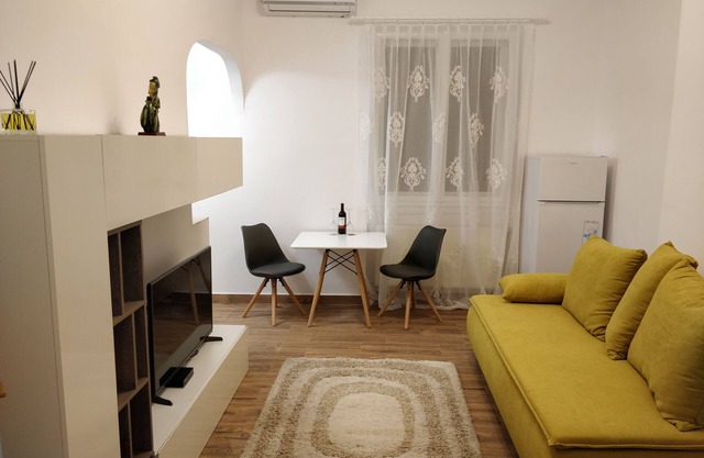 Rose Apartment No. 1