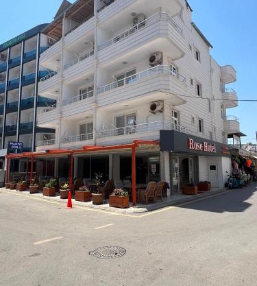 Rose Hotel