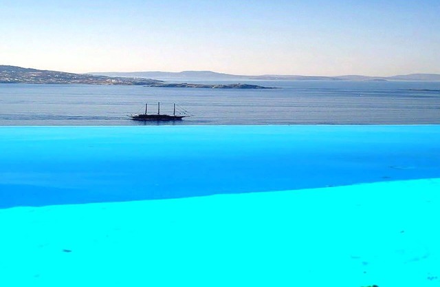 Rose Studio 3 with shared pool and sea view