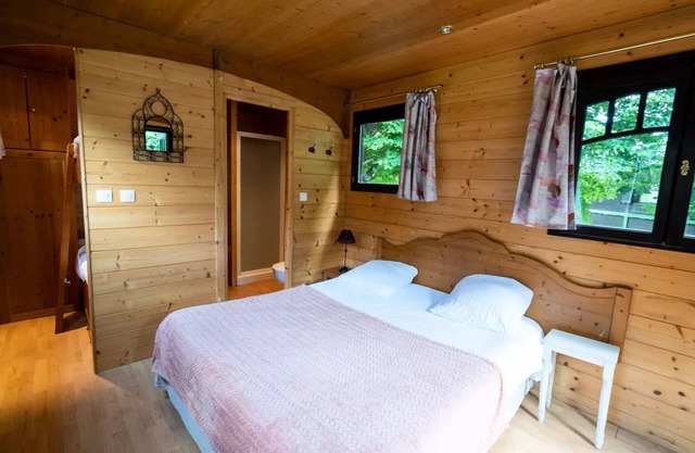 Roulotte Hôtelière 4 persons