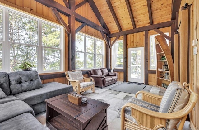 Round Lake Cottage