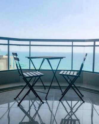 Royal Aparatment on the Sea , Blvd Nitza 34