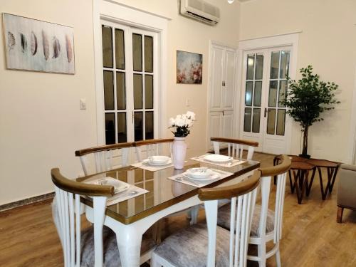 Royal Apartment in Talaat Harb Downtown Cairo