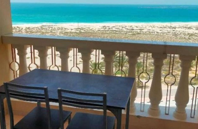 ROYAL BREEZE APARTMENT Sea View. Studio Room.