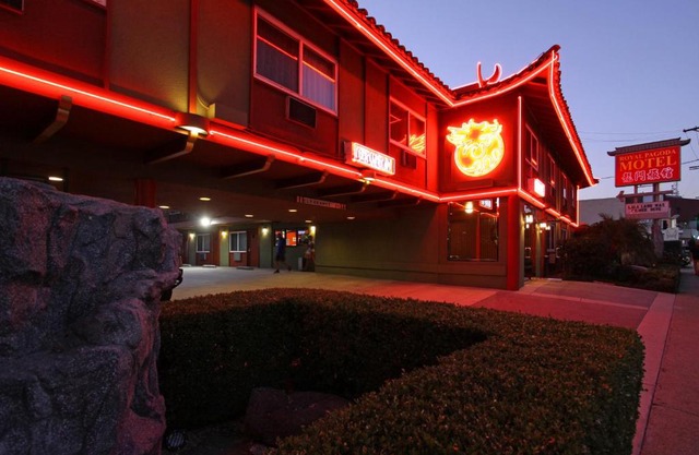 Royal Pagoda Motel Dodger Stadium