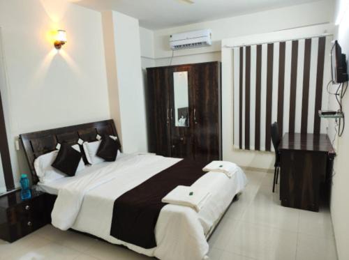 Royal palm hospitality services 4