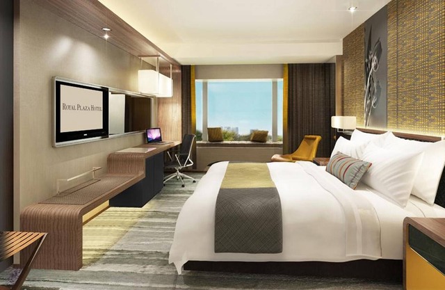 Royal Plaza Hotel