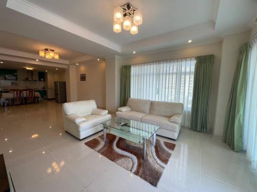Royal PSL Apartment