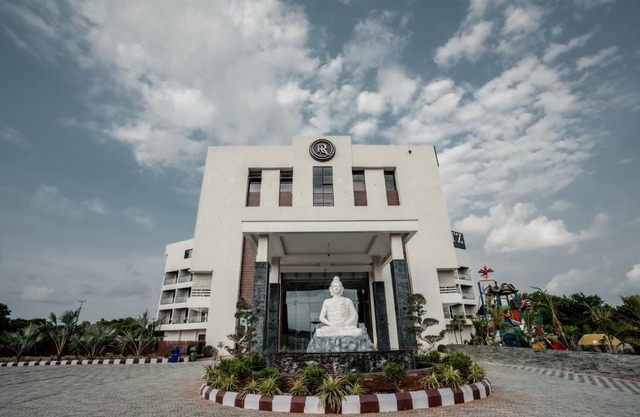 Royal Ritz