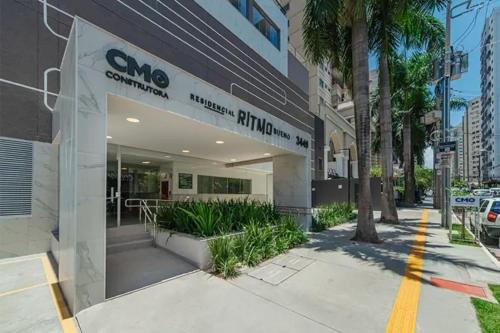 RTM12 - Flat Cama SuperKing Cozinha Completa e Varanda