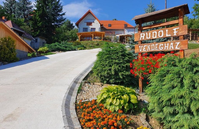 Rudolf Vendégház