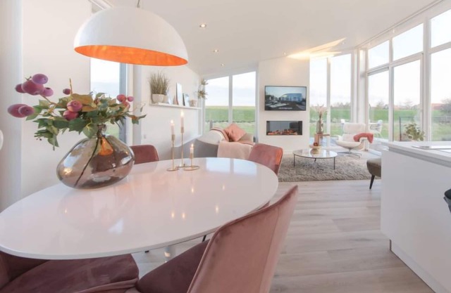 Ruisweg 73 by Interhome