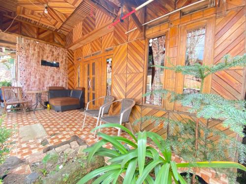 Rumah Kayu Tanjakan