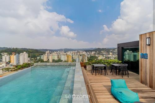 RUP - Equipped Studios in Building with Pool