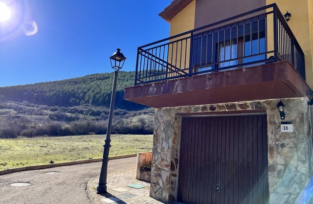 Rural accommodation in the middle of the mountains next to hiking trails