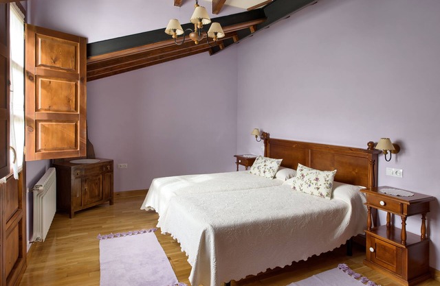Rural apartment La Casona de la Roza for 6 people