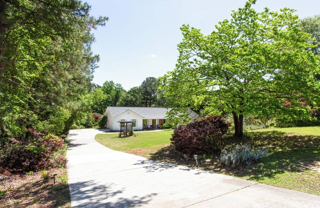 Rural Bliss meets Modern Comfort