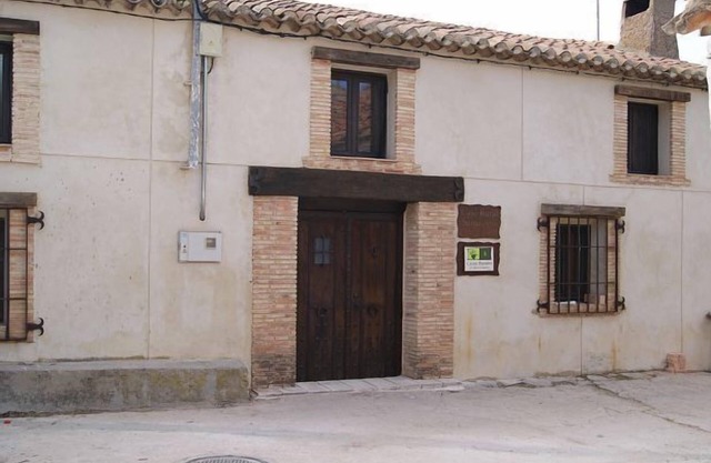 Rural Houses Santa Ana de la Sierra for 10 people