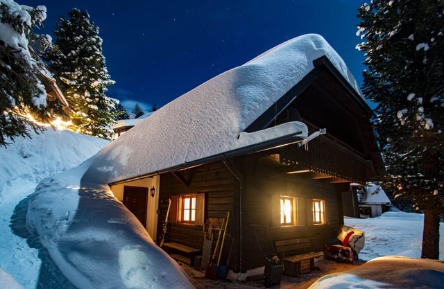 Rustic Almhaus am Falkert with modern amenities for 6 people