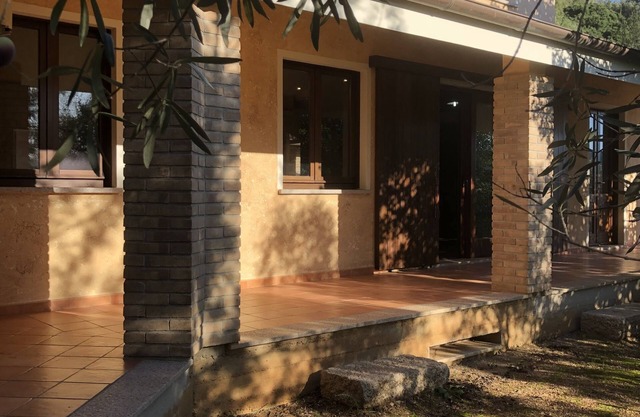 Rustic Campidanese house nestled in the Mediterranean bush