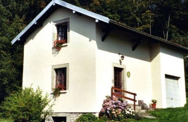 Rustic cottage in the heart of the Vosges-Saônoises with fireplace