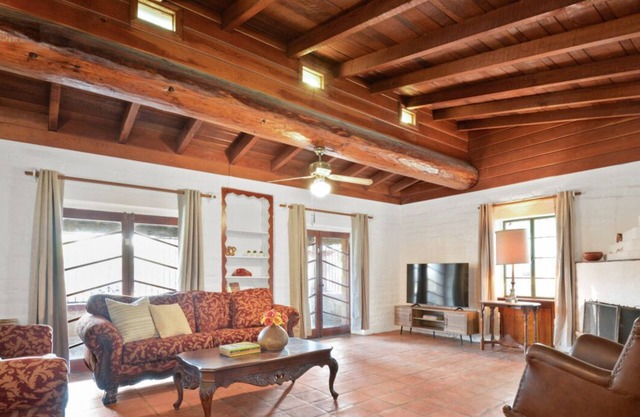 Rustic Urban Homestay Pet-friendly