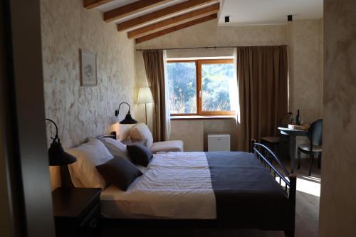 Rustikalna soba sa kupaonicom Milena