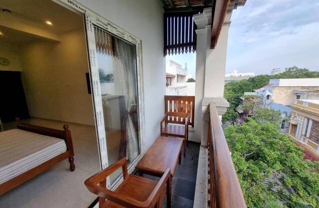 RVS Chalet