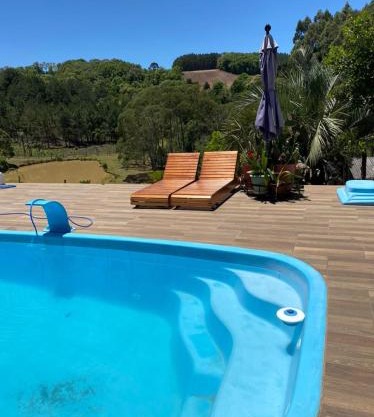 Sítio com Piscina e Vista a 12km de Treze Tílias