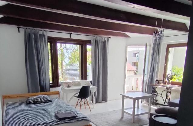 Słoneczny apartament tuż przy plaży.