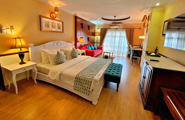 S79 Sunflower Hotel & Spa