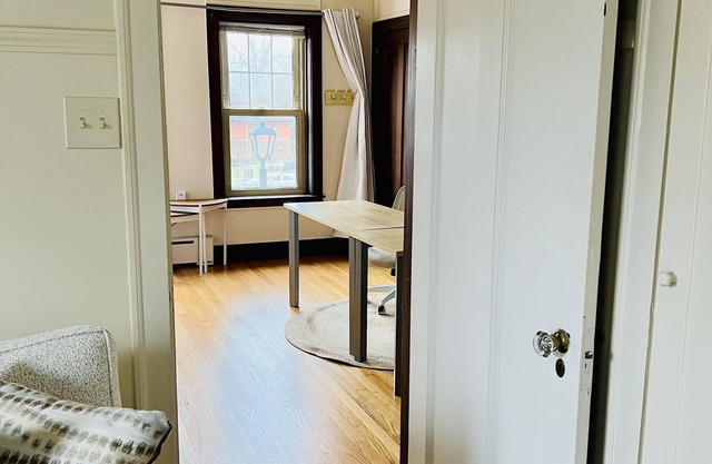 Safe & Secure Parkview-Sleep Sanctuary+Kitchen