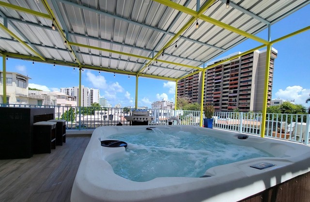 Saldana Townhouse Rooftop
