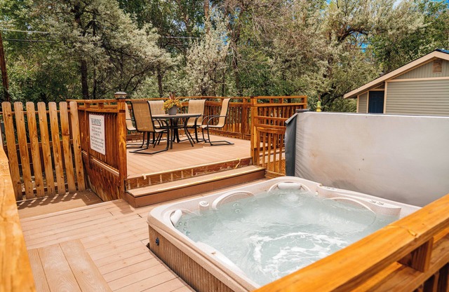 Salida Inn & Monarch Suites
