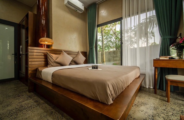 Salt Electrolysis Pool & Koi pond 1BR Ba Na Hills
