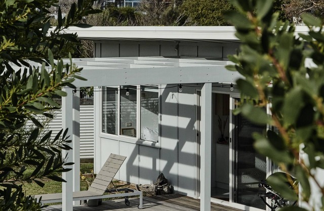 Salt Shack Bicheno | coastal charm, steps from the surf
